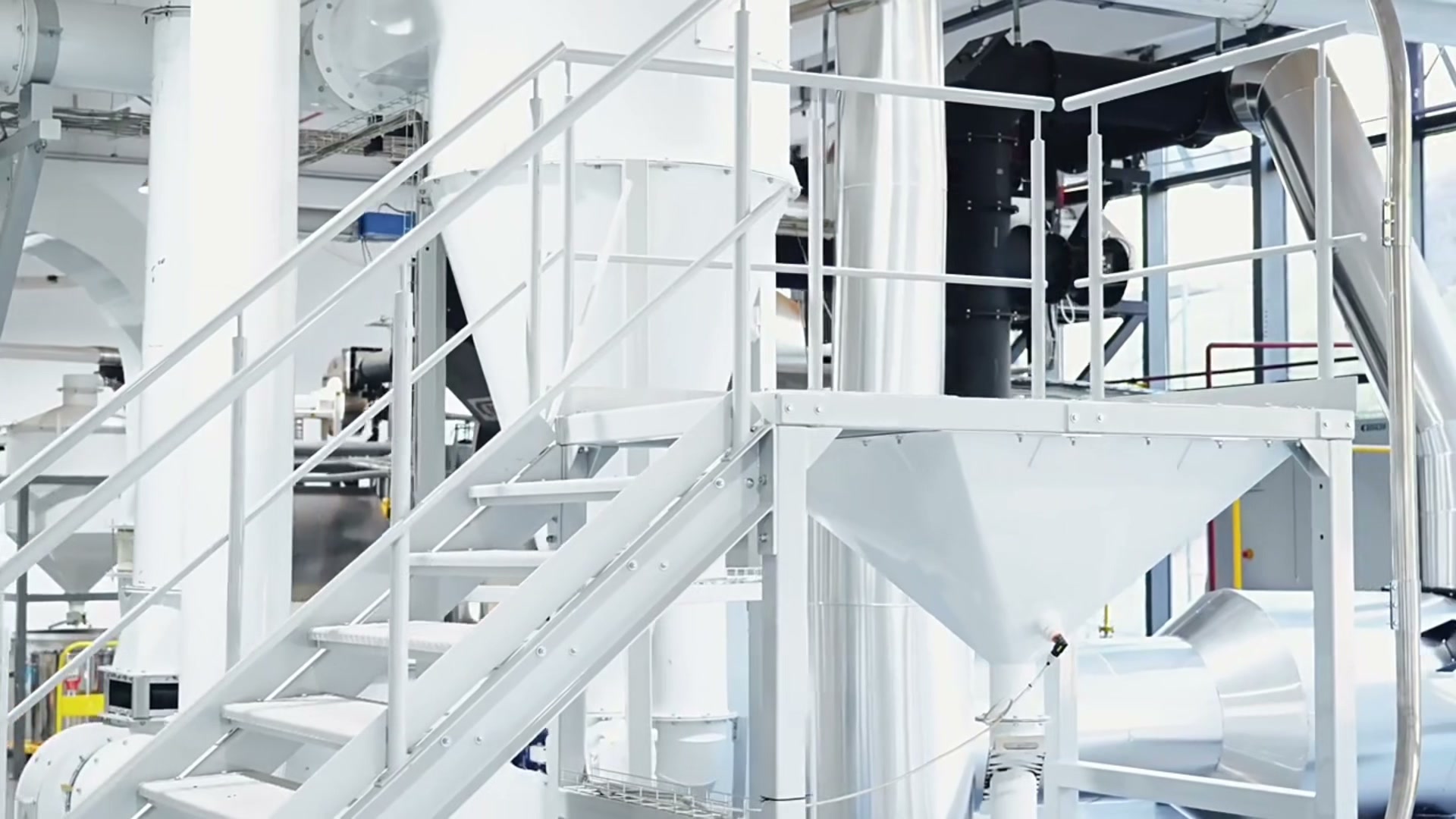 Production platform, silos, and transfer equipment